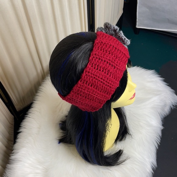 KNITTED FLORAL HEADBAND- OSFM HOMEMADE! - Picture 7 of 8